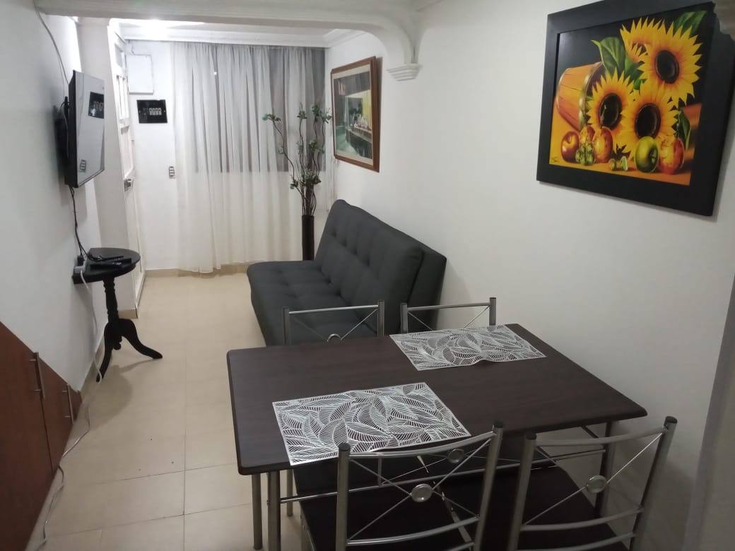 Apartamento amoblado 2 habitaciones — Cataluña (Buenos Aires), Medellín (Cód. 4) — foto 2