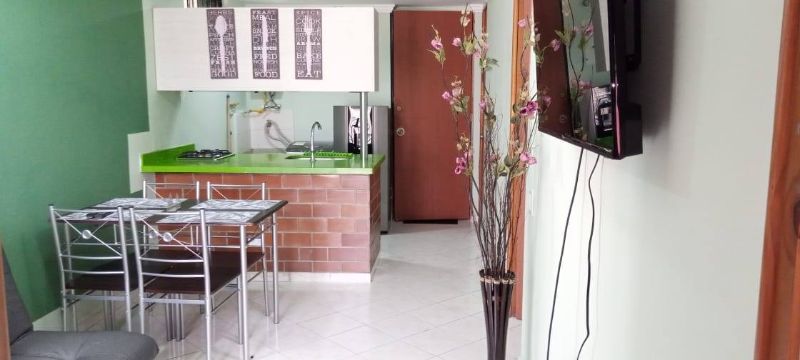 Apartamento amoblado 2 habitaciones — Bombona, Medellín (Cód. B) — foto 3