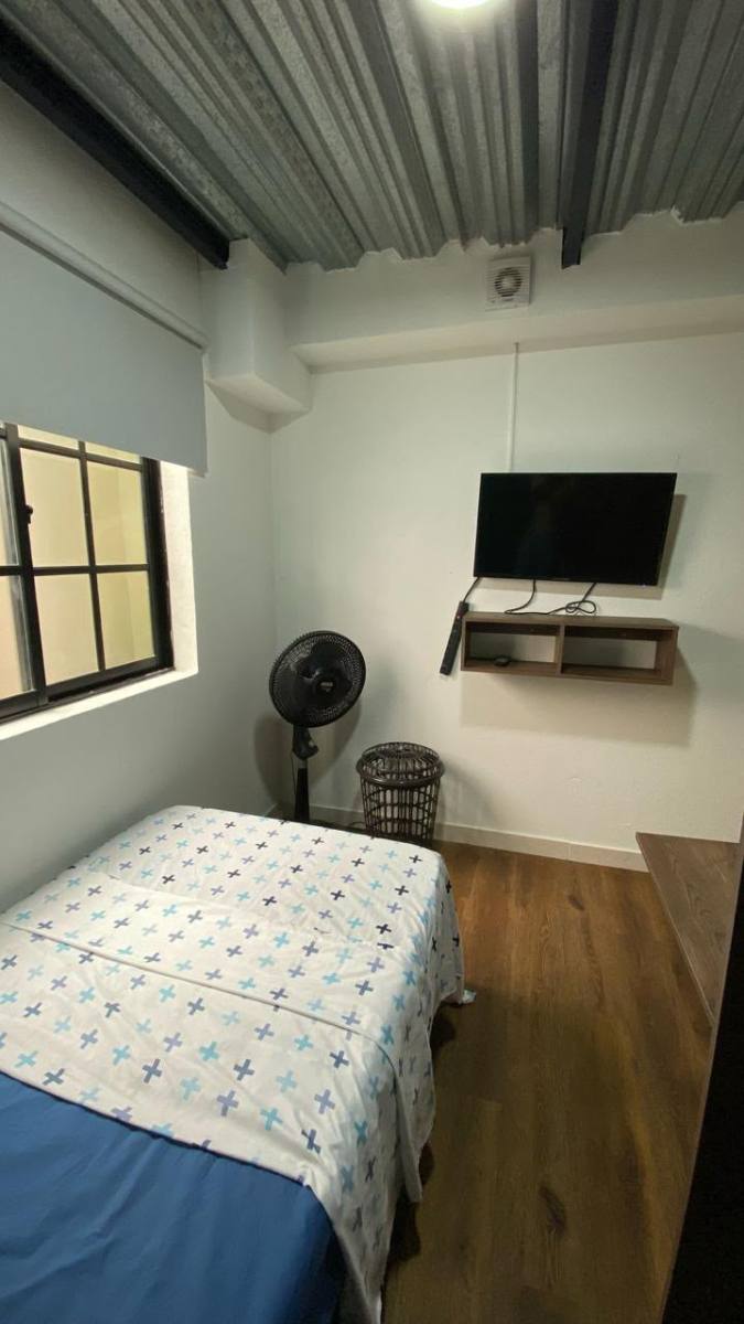 Habitación amoblada todo incluido sector laureles - apartamento amoblado en Medellín